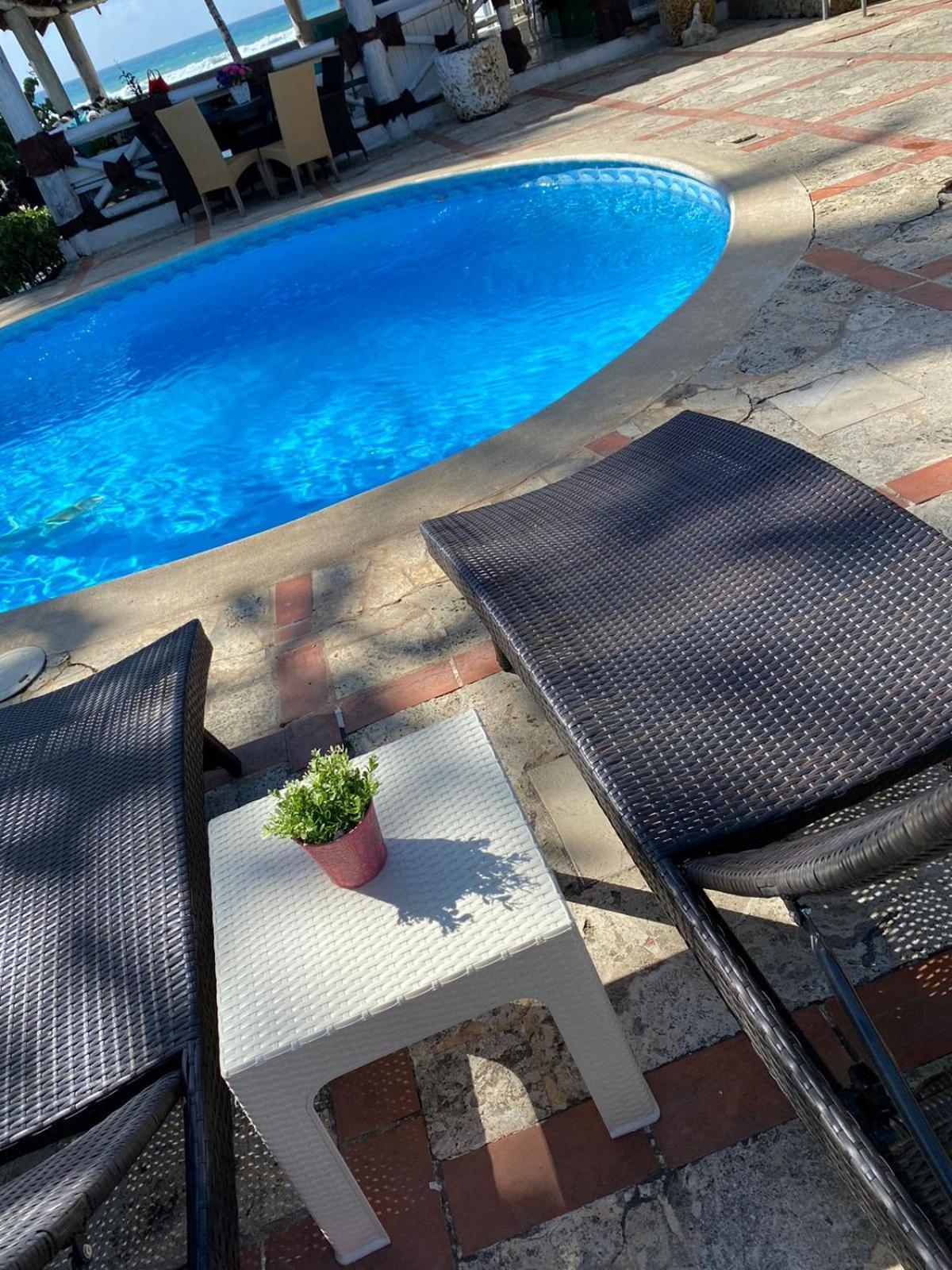 D' Franchesis Hostal Juan Dolio Dış mekan fotoğraf