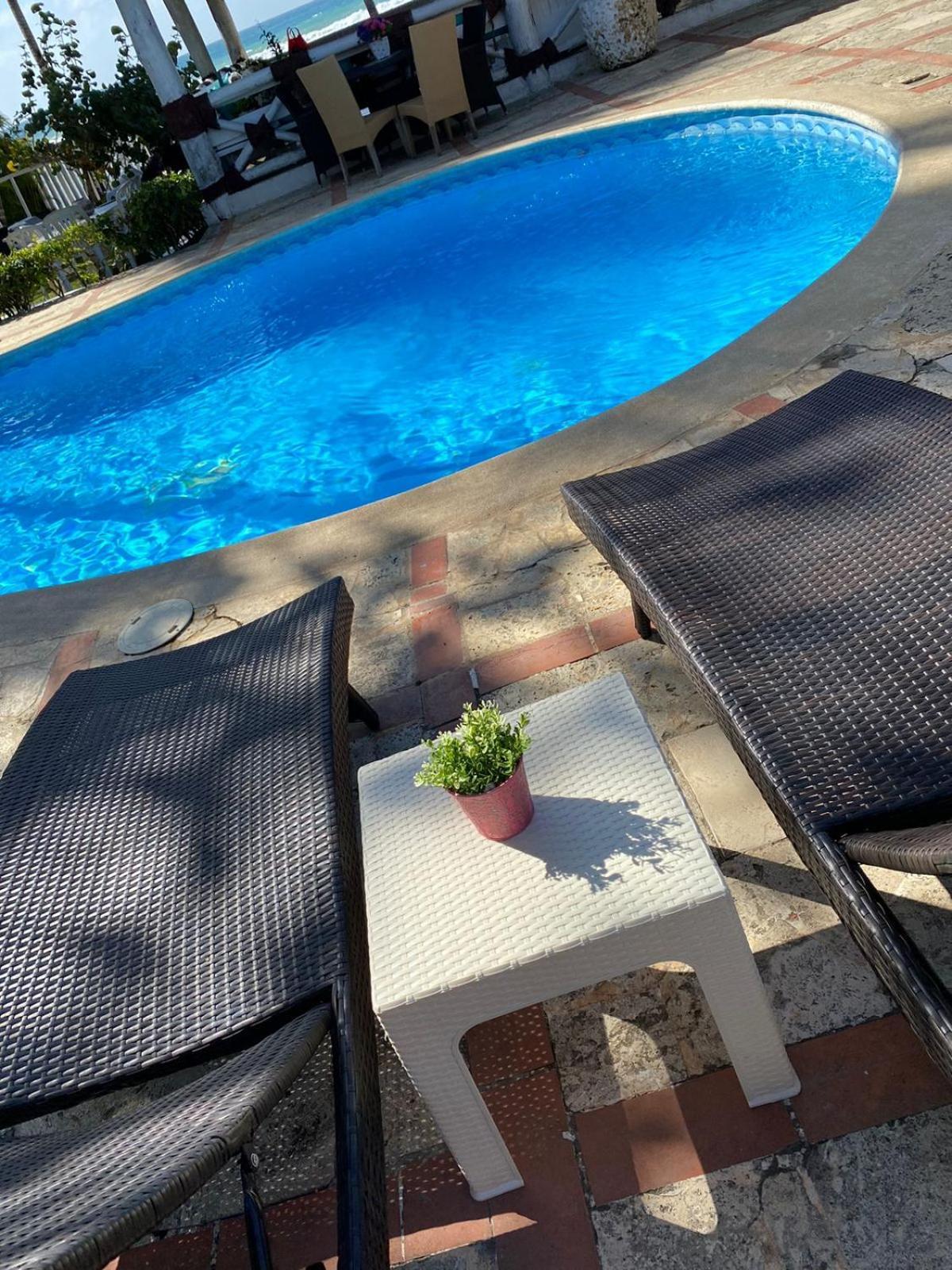 D' Franchesis Hostal Juan Dolio Dış mekan fotoğraf